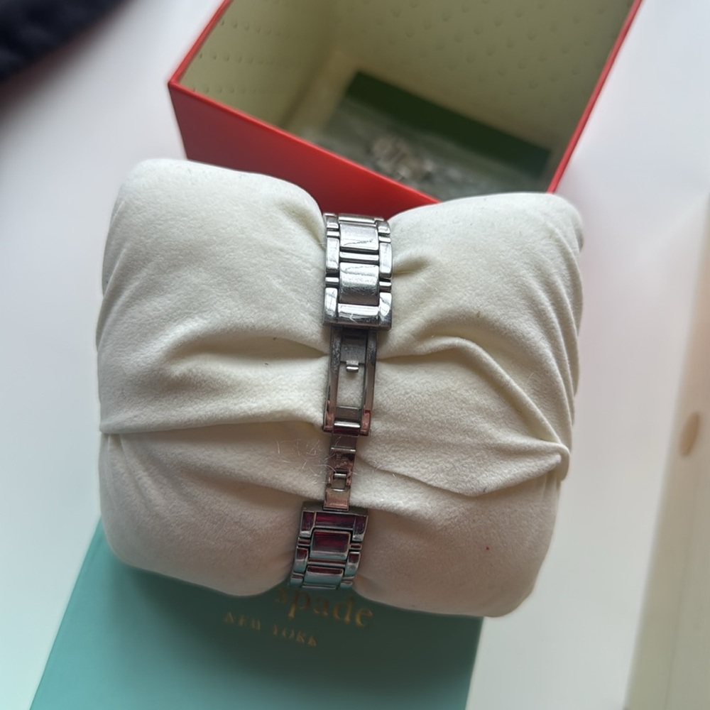 Kate Spade Watch - Picture 3 of 5